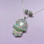 Juego Mano de Fátima en rosa: Collar y Aretes