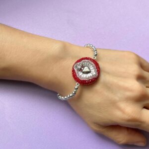 Pulsera de corazón con cristales rojos